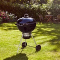 Угольный гриль Weber Master-Touch GBS E-5750 Угольный гриль Weber Master-Touch GBS E-5750